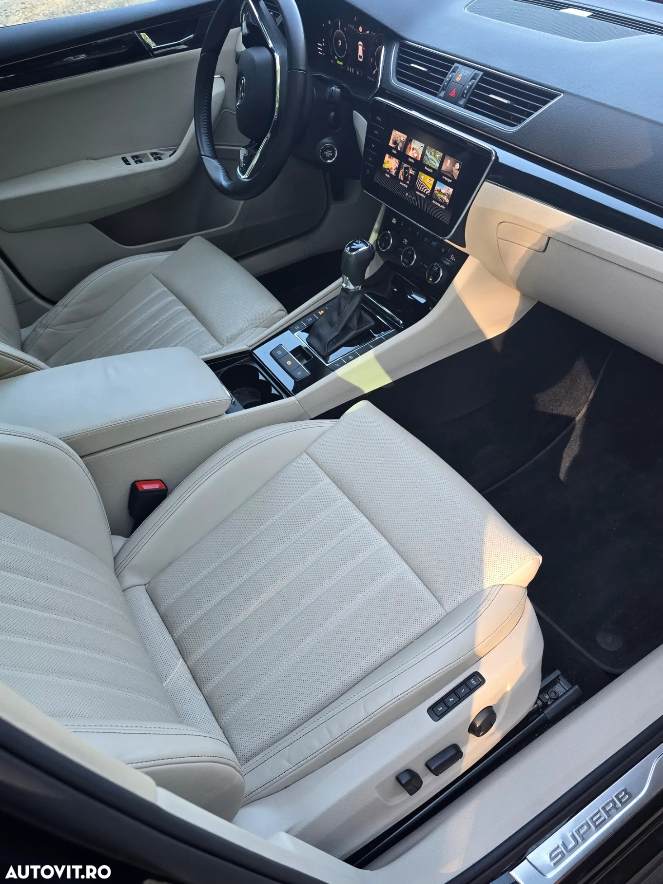 Skoda Superb 1.4 TSI iV DSG L&K - 9
