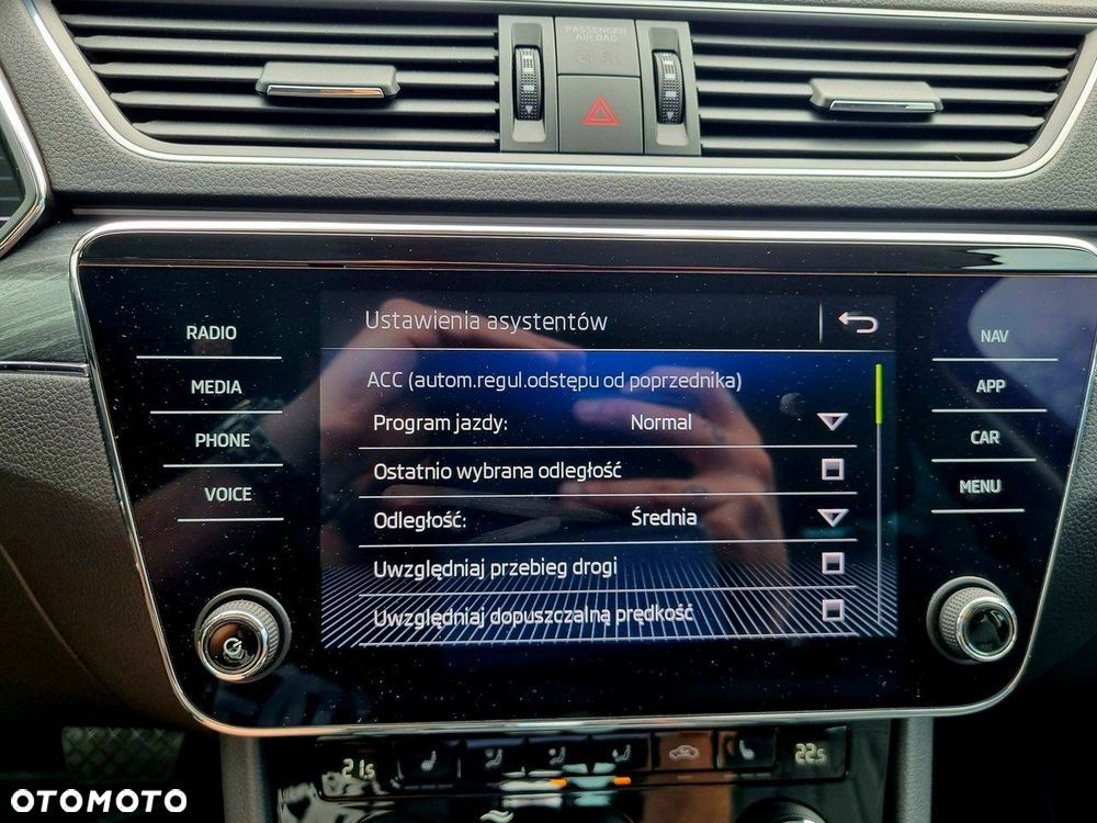 Skoda Superb 1.5 TSI Style DSG - 31