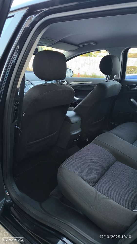 Ford Mondeo SW 1.8 TDCi Titanium - 33