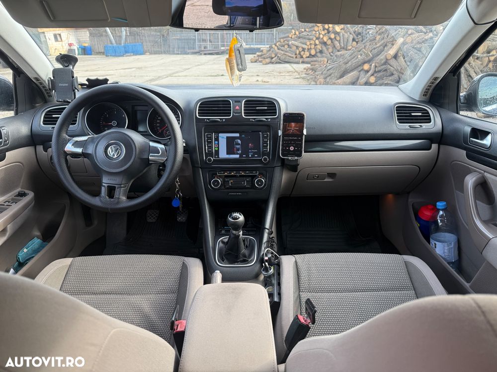 Volkswagen Golf 2.0 TDI DPF Highline - 9