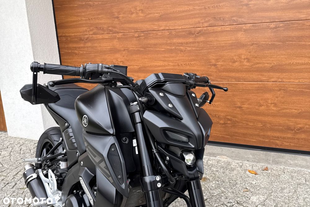 Yamaha MT - 6