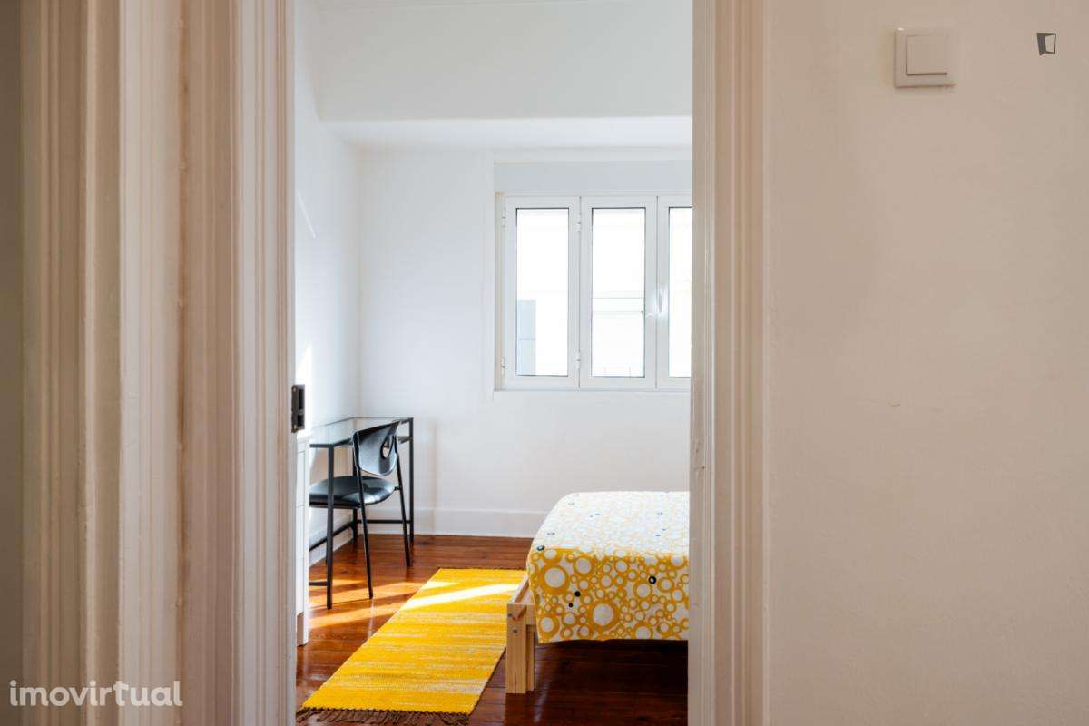 Quarto - localizado em Penha de França Lisbon - Grande imagem: 2/41