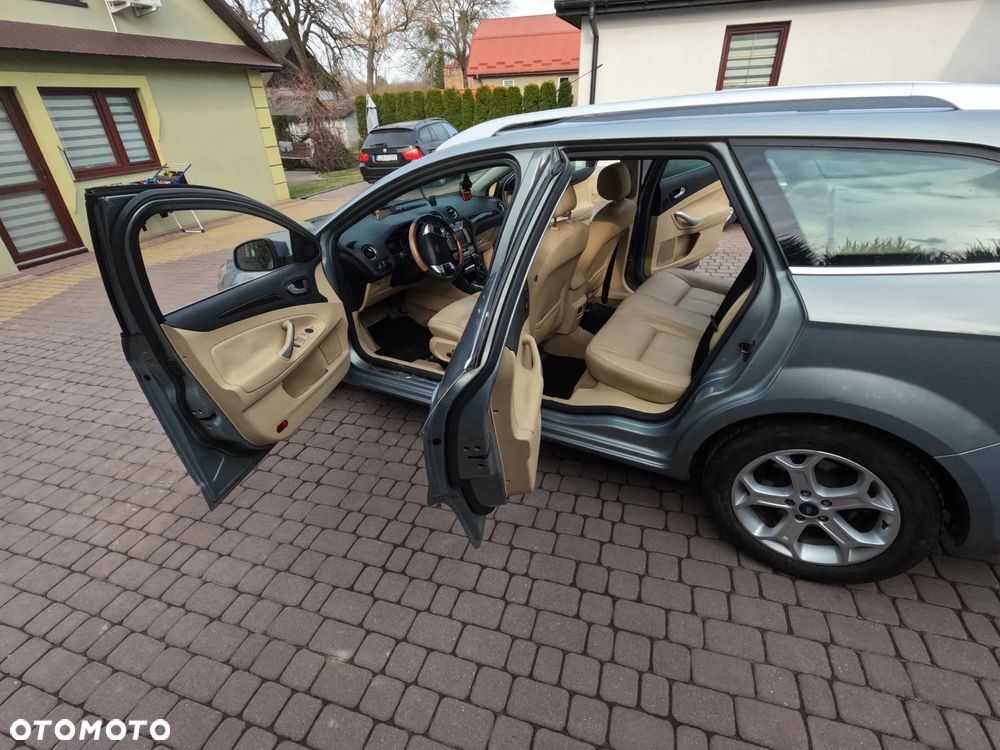 Ford Mondeo 2.0 TDCi Ghia - 18