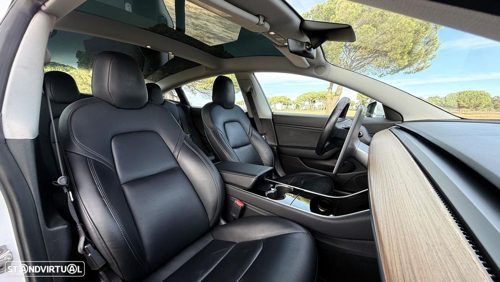 Tesla Model 3 AWD Dual Motor Performance - 23