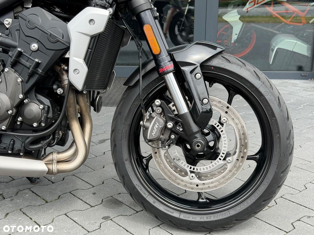 Triumph Trident - 8