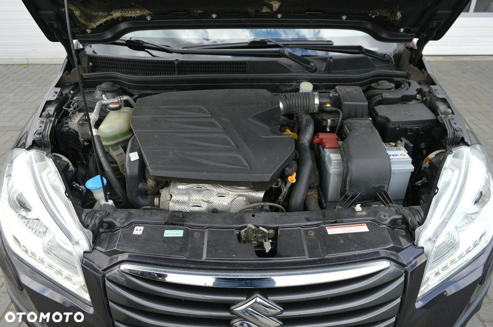 Suzuki SX4 S-Cross 1.6 DDiS Premium Plus - 39