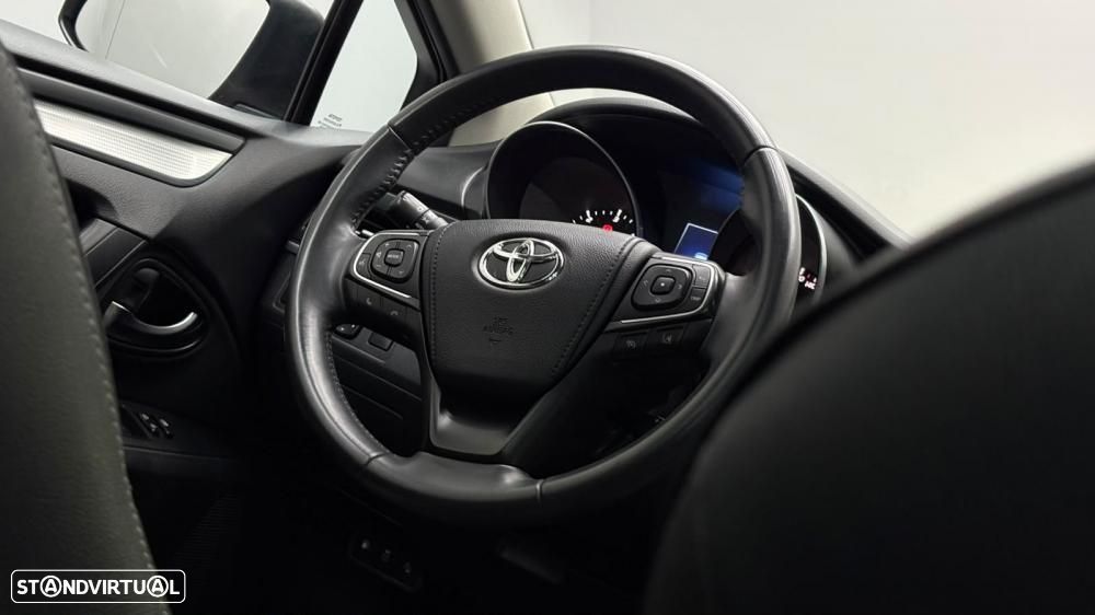 Toyota Avensis Touring Sports 2.0 D-4D Exclusive+GPS - 41