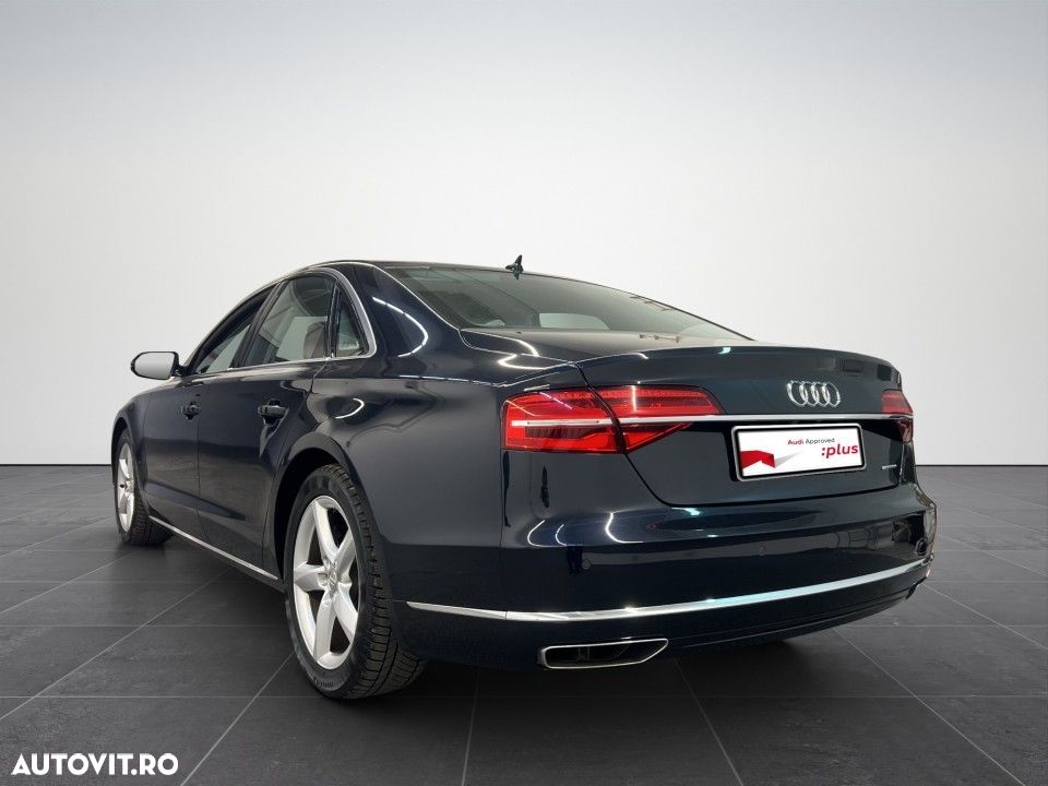 Audi A8 - 5
