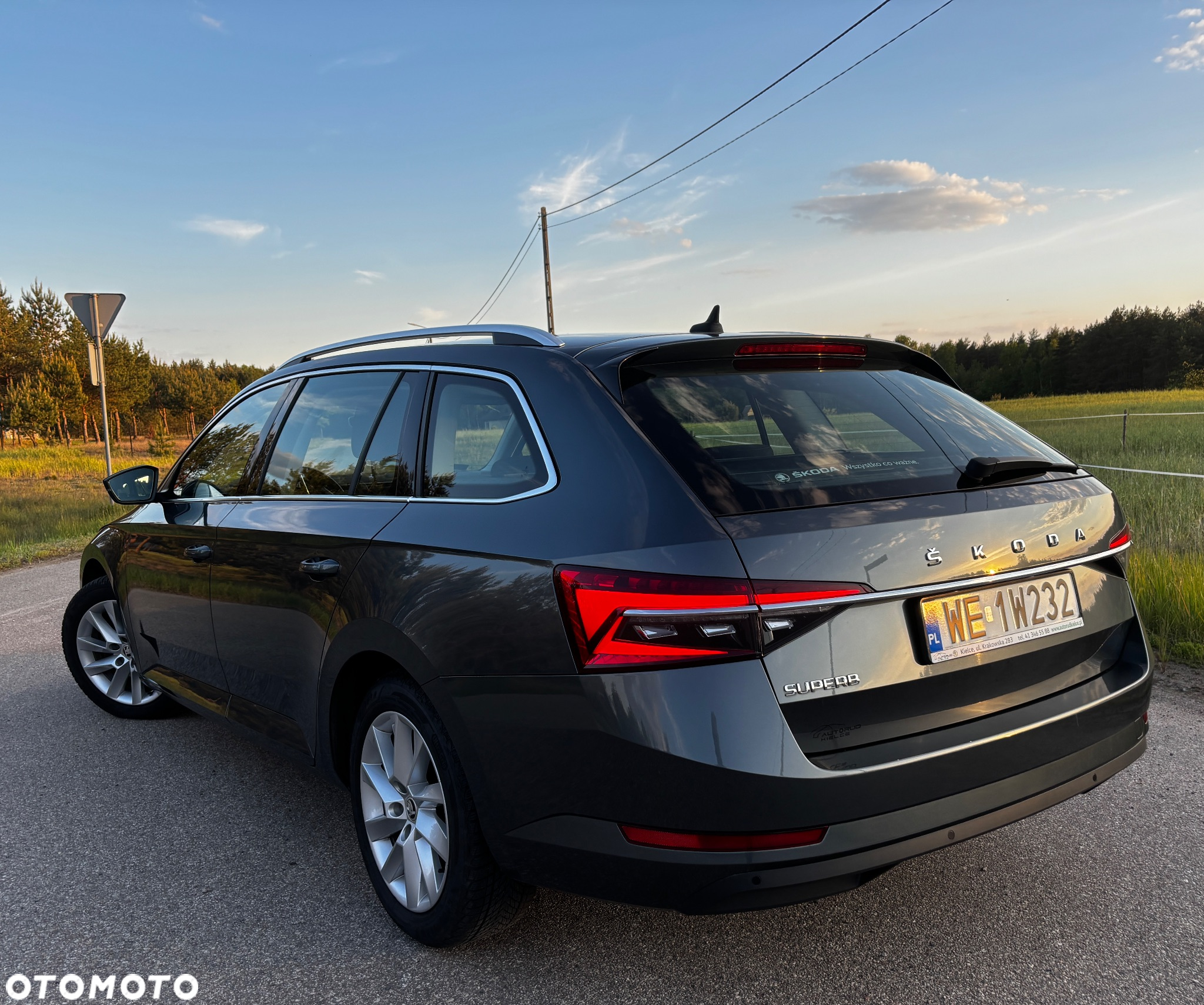 Skoda Superb 2.0 TDI Ambition DSG - 7