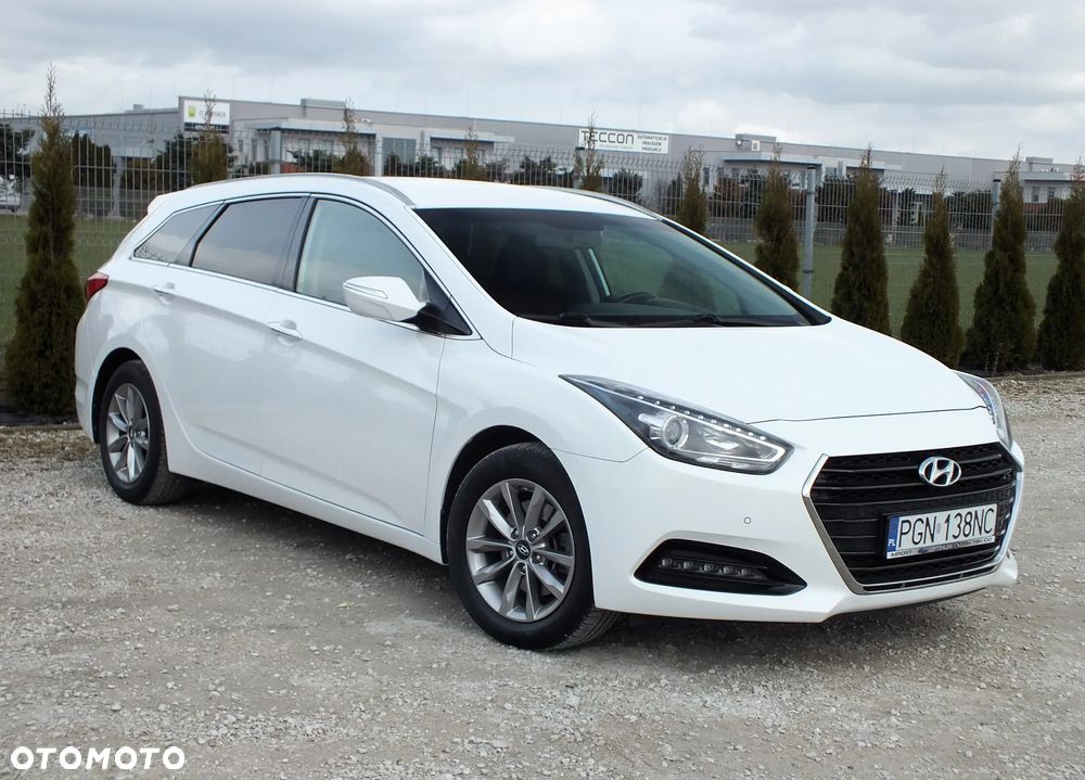Hyundai i40 i40cw 1.6 Fifa World Cup Edition - 2