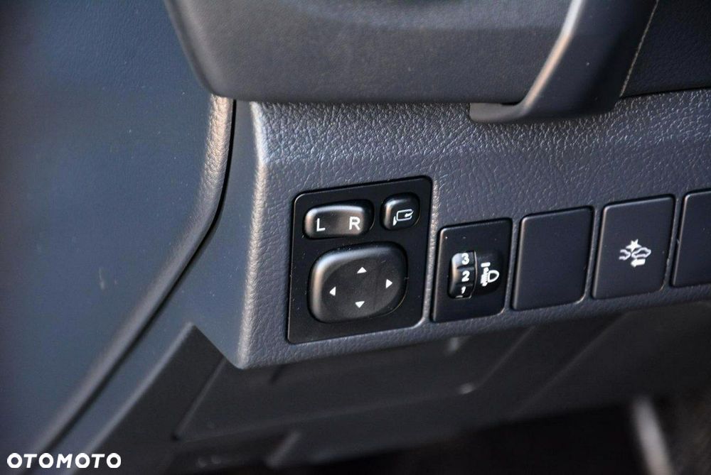 Toyota Auris Hybrid 135 Premium - 33