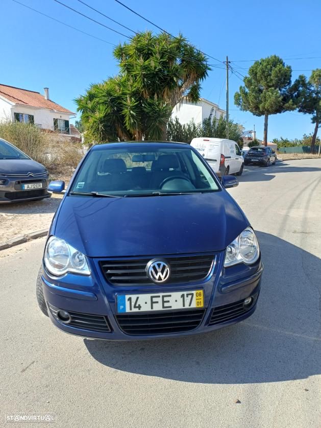 VW Polo 1.4 TDi Confortline - 2