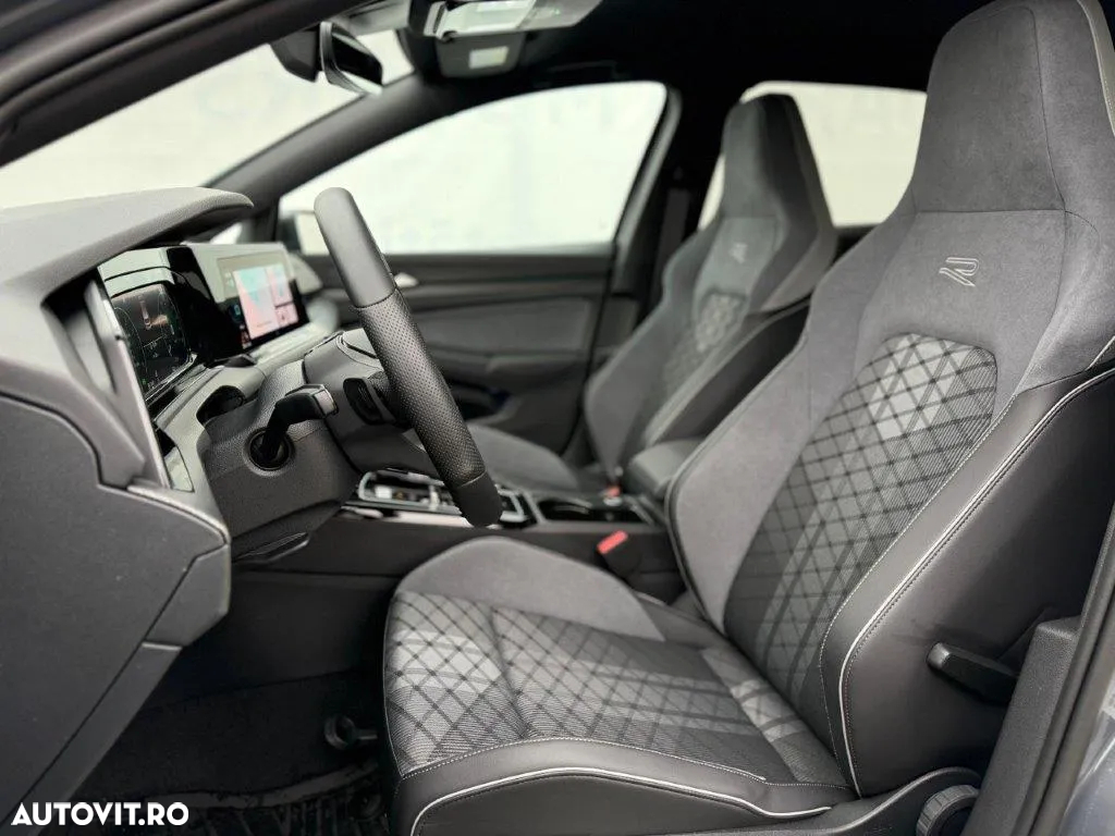 Volkswagen Golf 1.5 eTSI ACT DSG MHEV R-Line - 7