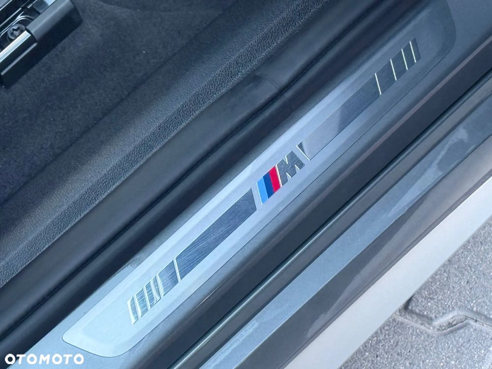 BMW X1 - 28