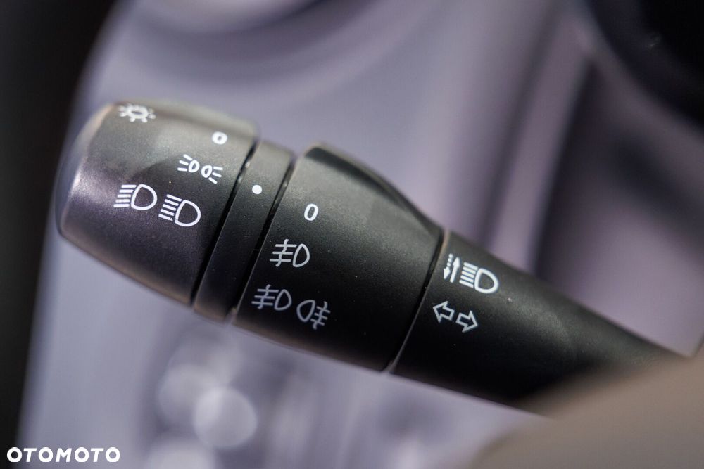 Renault Clio 1.2 16V Life EU6 - 35