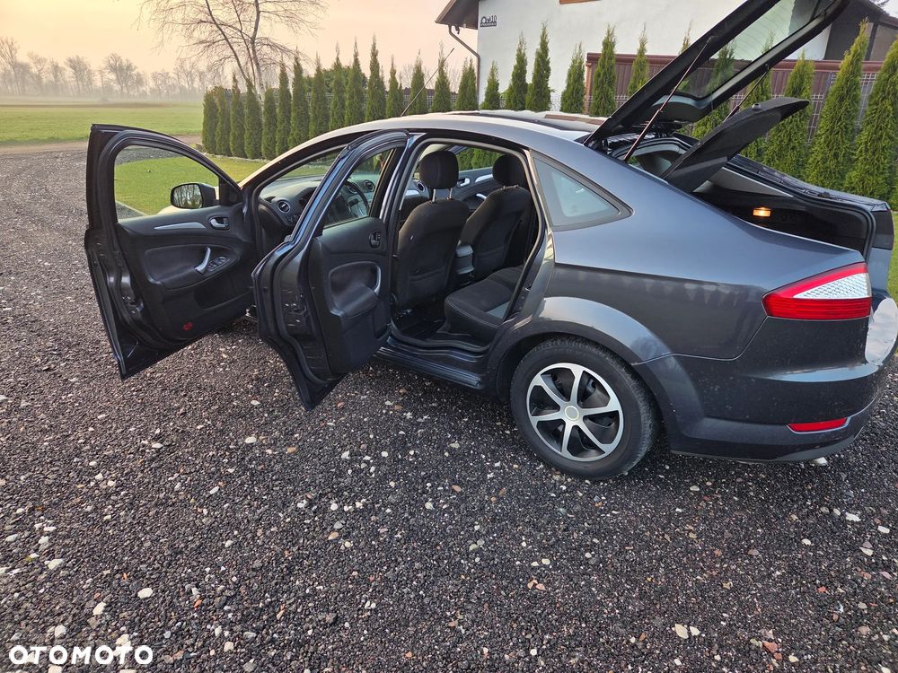 Ford Mondeo - 11
