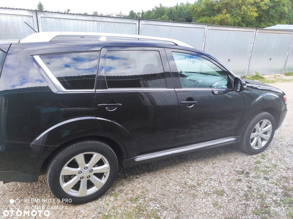 Mitsubishi Outlander - 6