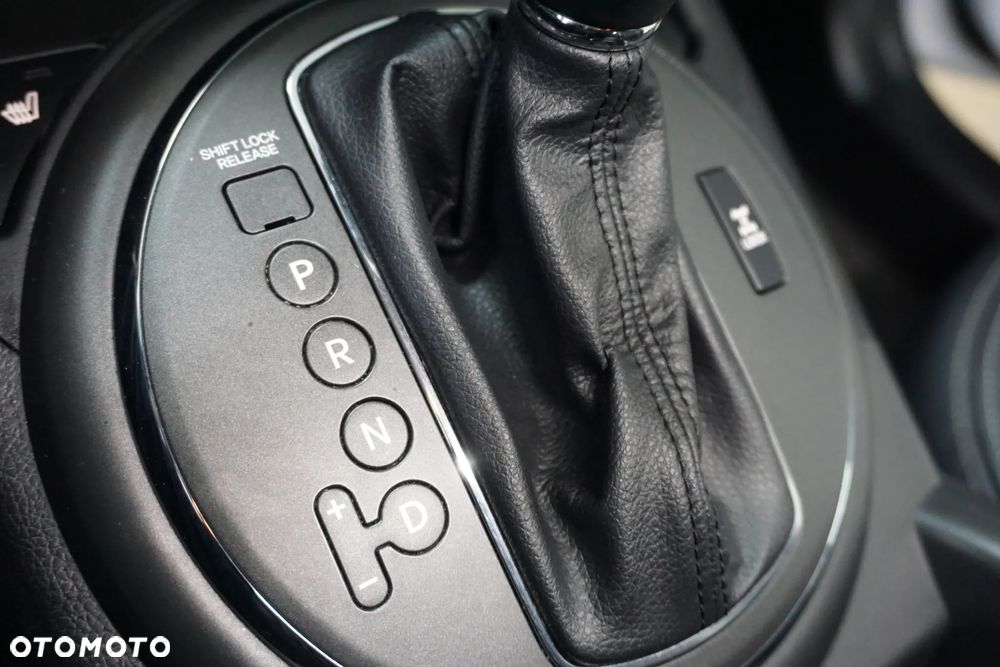 Kia Sportage 2.0 CRDI 4WD Automatik Spirit - 34