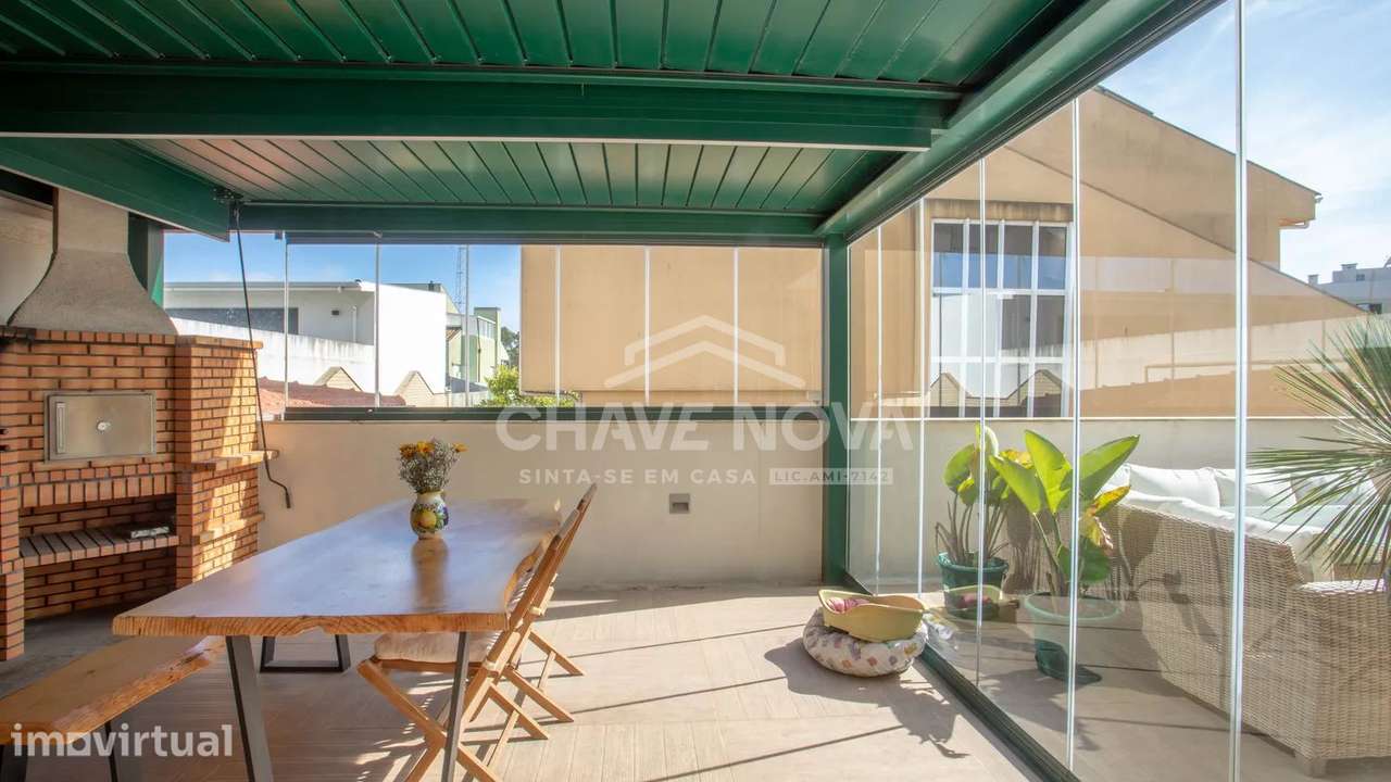 Moradia T4 com Vista Mar em São Félix da Marinha - Grande imagem: 2/34