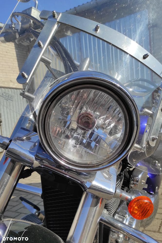 Suzuki VL 800 Volusia - Boulevard C50 - 13