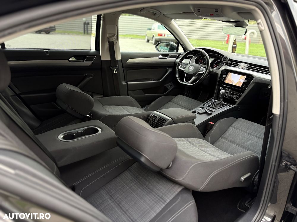 Volkswagen Passat Variant 2.0 TDI DSG (BlueMotion Technology) Comfortline - 20