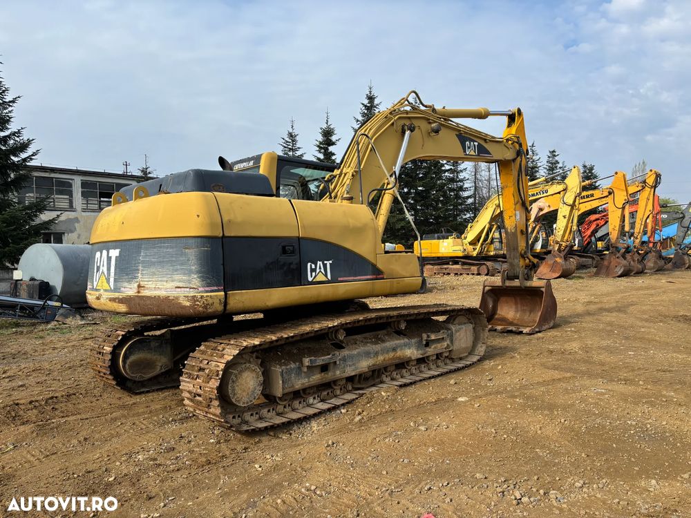 Caterpillar 318C - 6