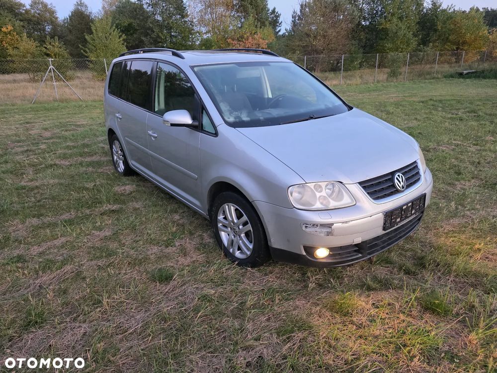 Volkswagen Touran 1.6 FSI - 29