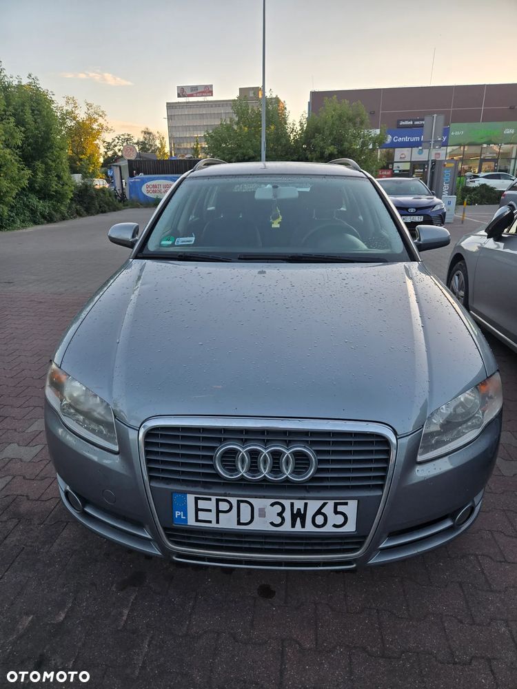 Audi A4 Avant 2.0 TDI - 1