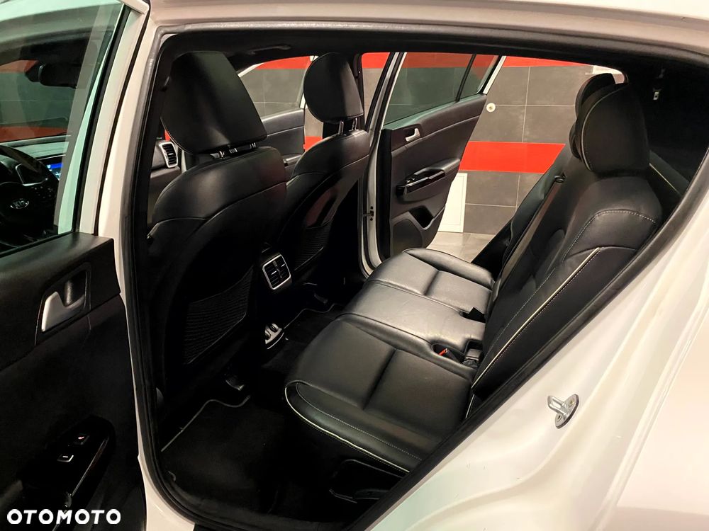 Kia Sportage 1.6 T-GDI Business Line 2WD - 27