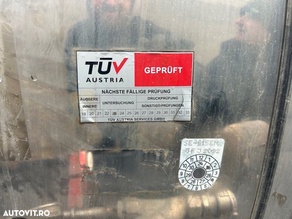 Feldbinder Cisterna,  33.000 l, 3 camere, factura externa - 26