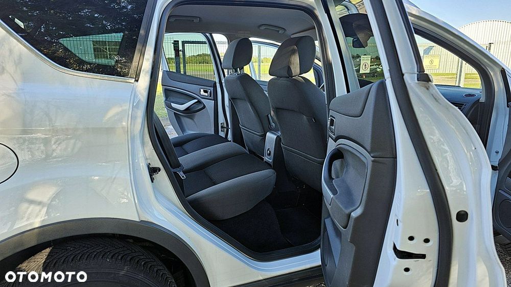 Ford Kuga 2.0 TDCi Titanium - 22
