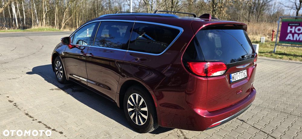 Chrysler Pacifica - 5