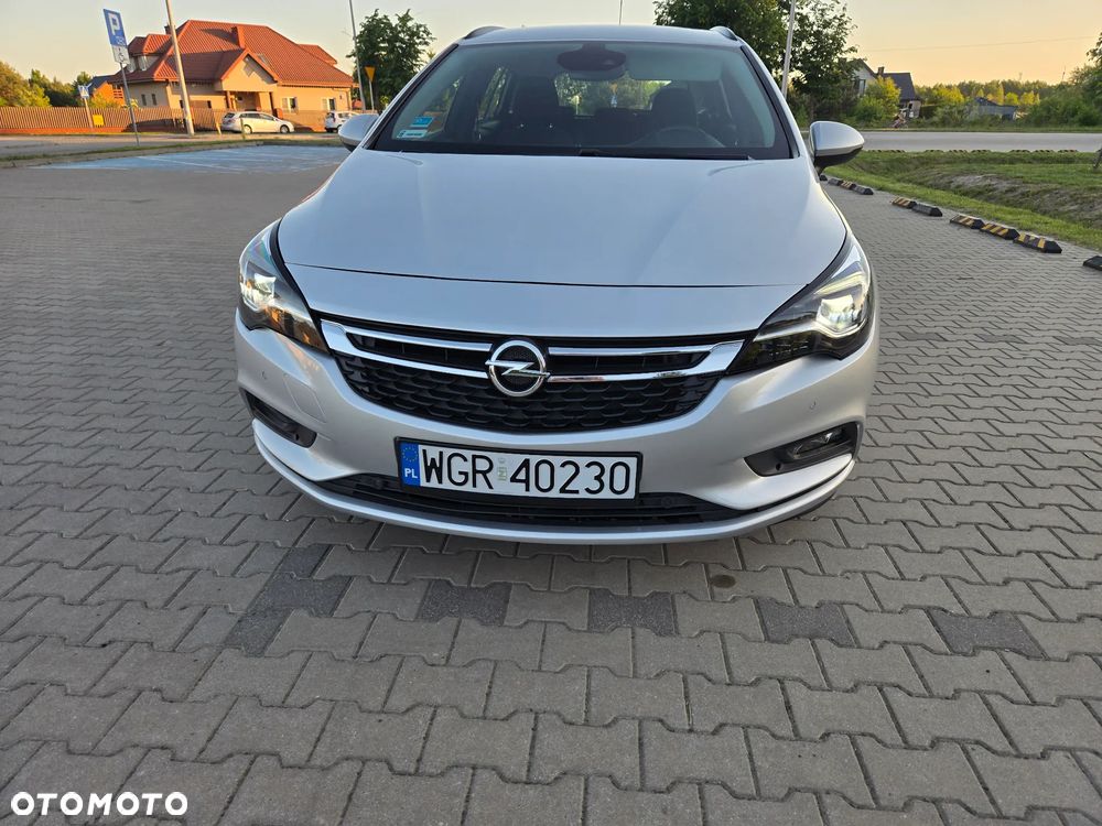Opel Astra - 1