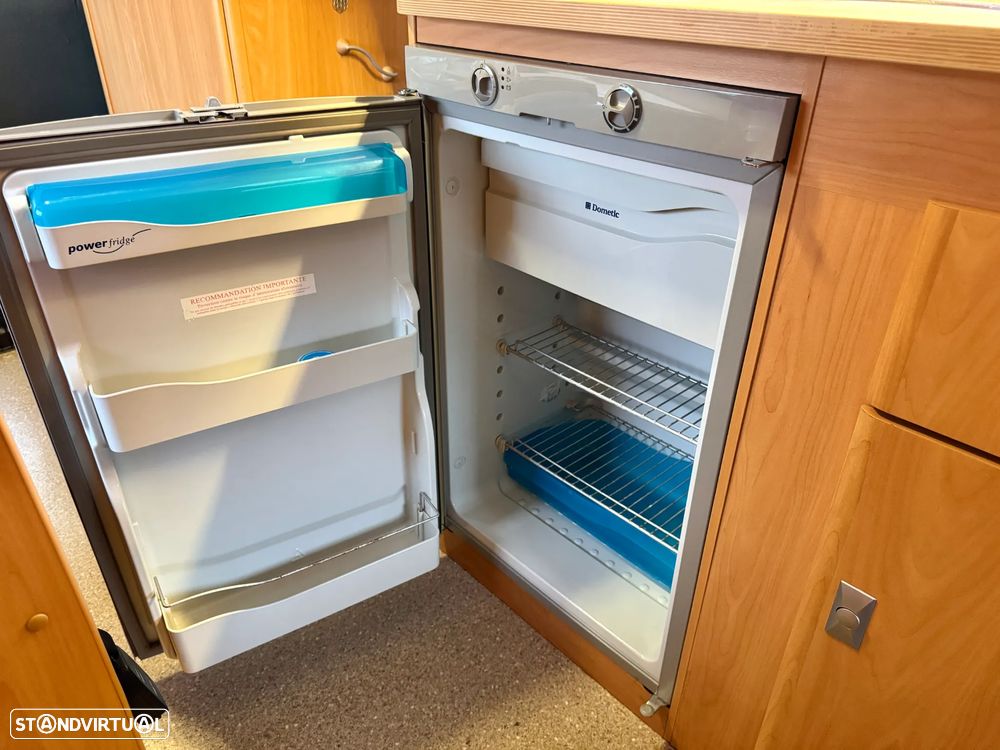 Ford Trigano Challenger Genesis 33 6 lugares - 13