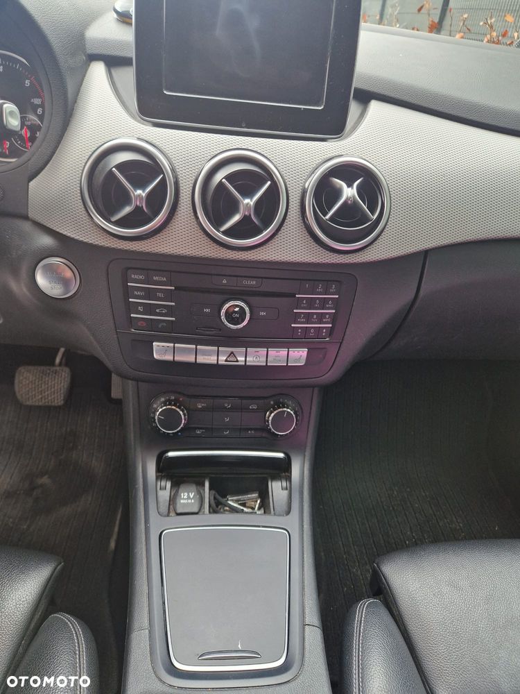 Mercedes-Benz Klasa B 180 (CDI) d 7G-DCT - 9