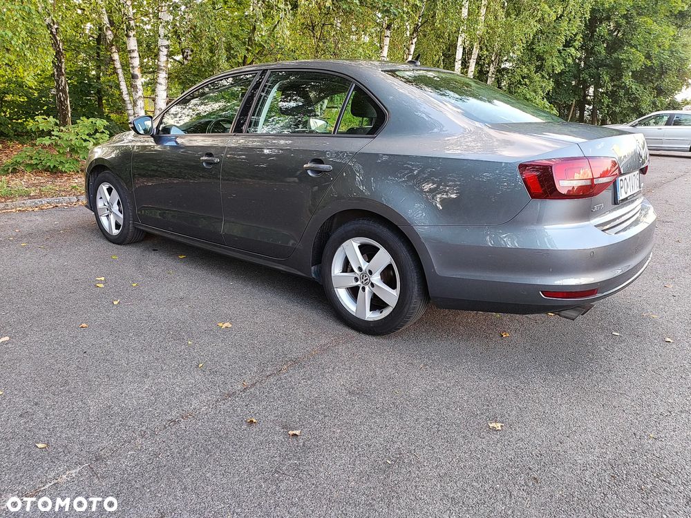 Volkswagen Jetta 1.4 TSI BMT Comfortline - 15