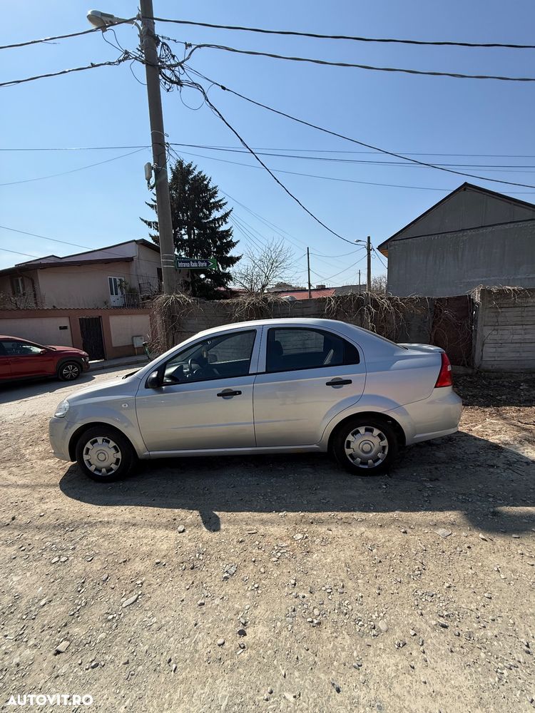 Chevrolet Aveo 1.4 16V LT - 2