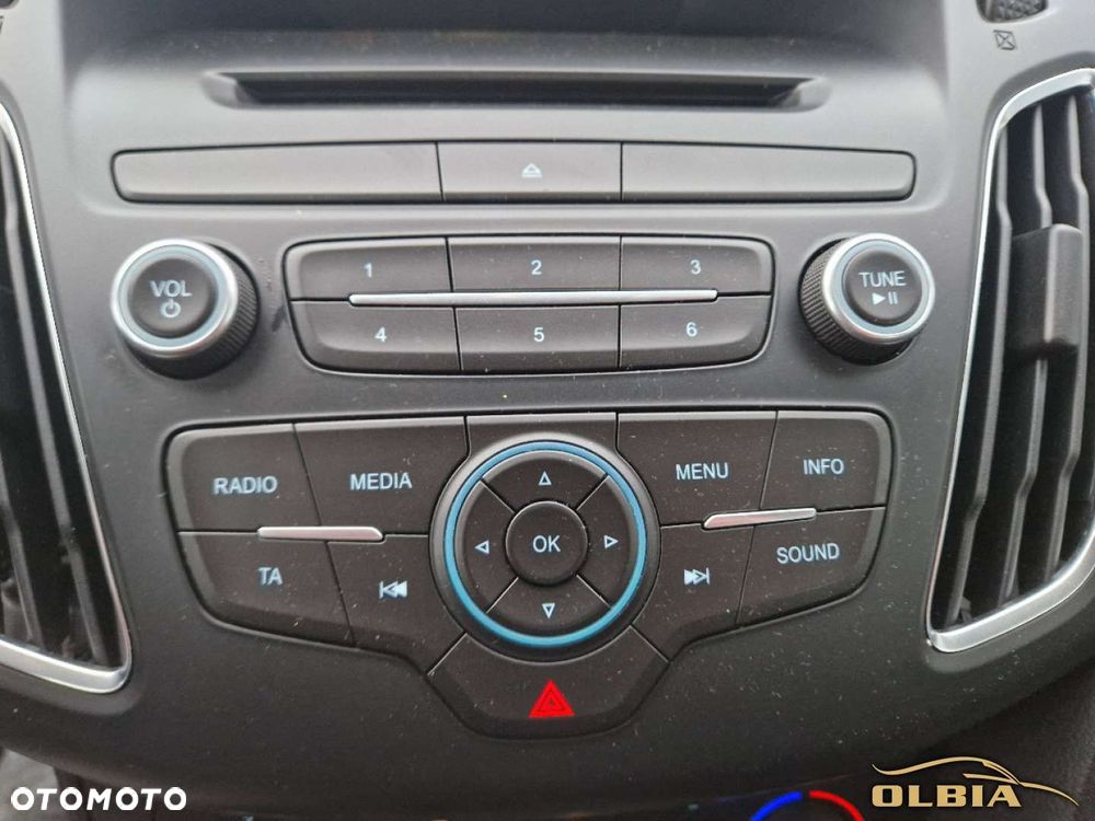 Ford Focus 1.0 EcoBoost Trend Edition - 32