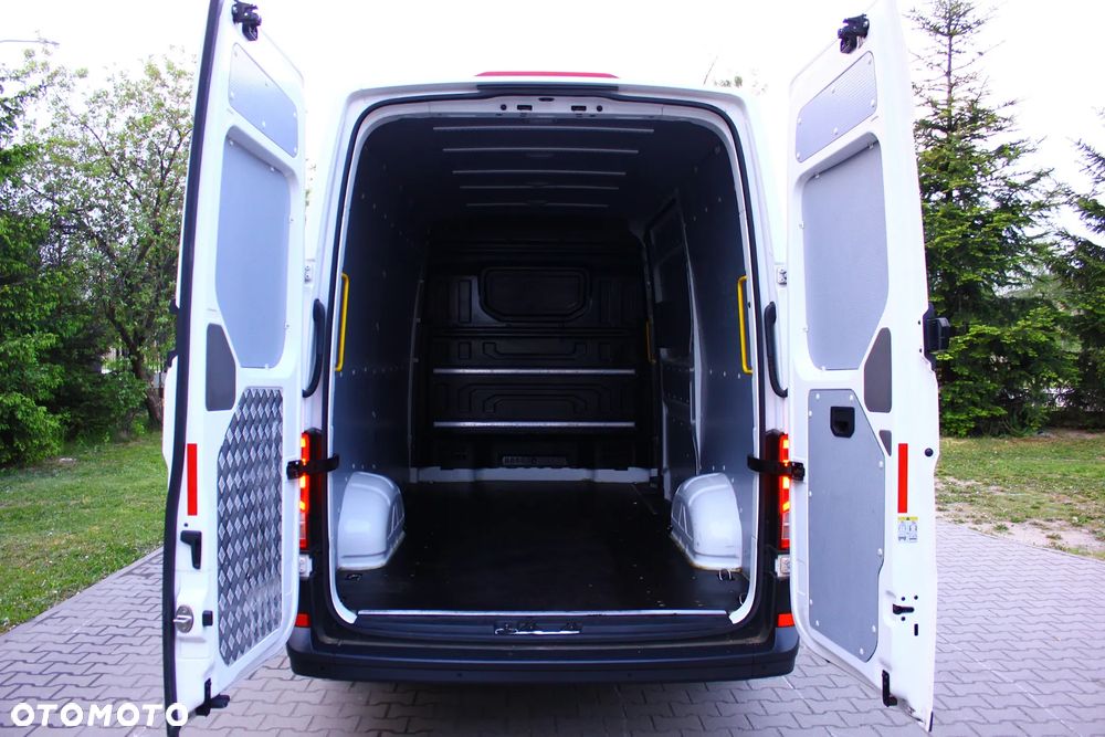 MAN TGE 3.140 2.0 TDI 140KM L3H2 BLASZAK 3 OSOBOWY PERFEKT AUTO VF23% - 36