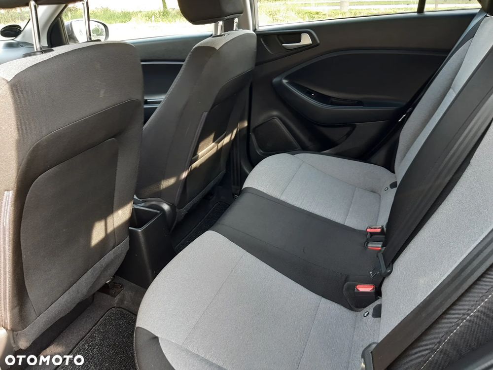 Hyundai i20 1.2 Passion Plus - 15