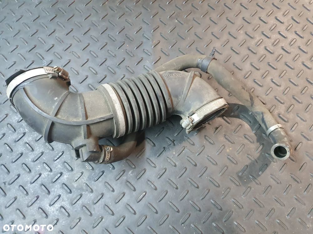 PRZEWÓD RURA DOLOTOWA POWIETRZA VOLVO V40 S40 LIFT  1.8 30620802 - 1