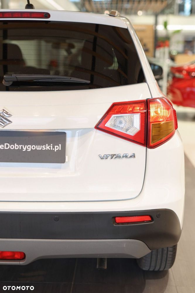 Suzuki Vitara 1.6 Comfort 2WD - 12