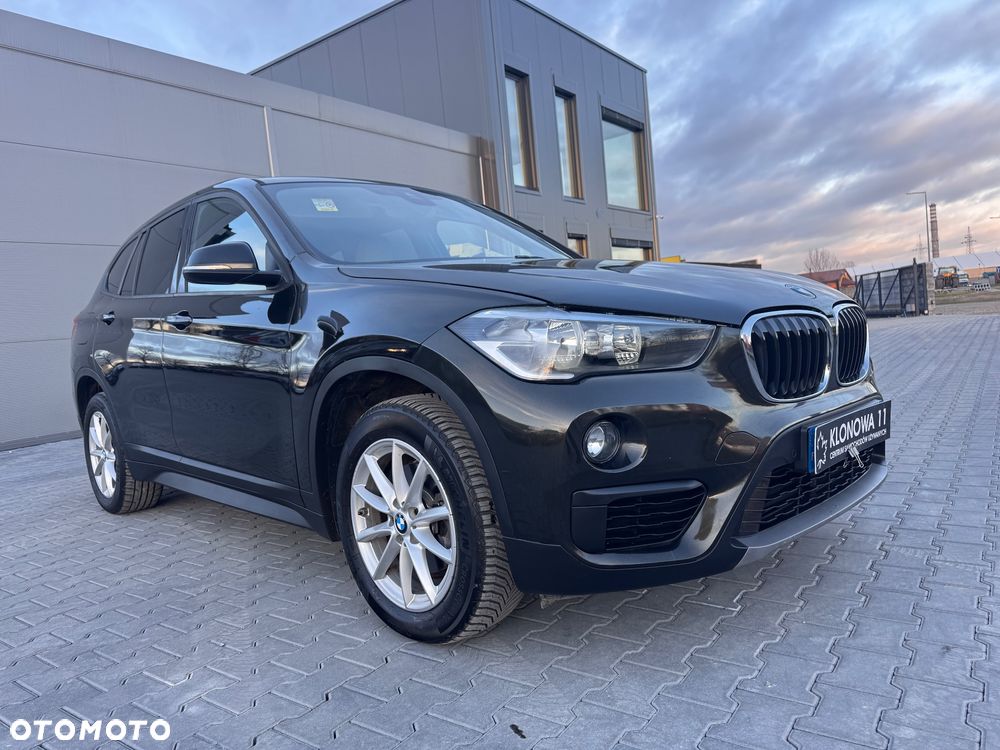 BMW X1 sDrive18i GPF Sport Line - 4