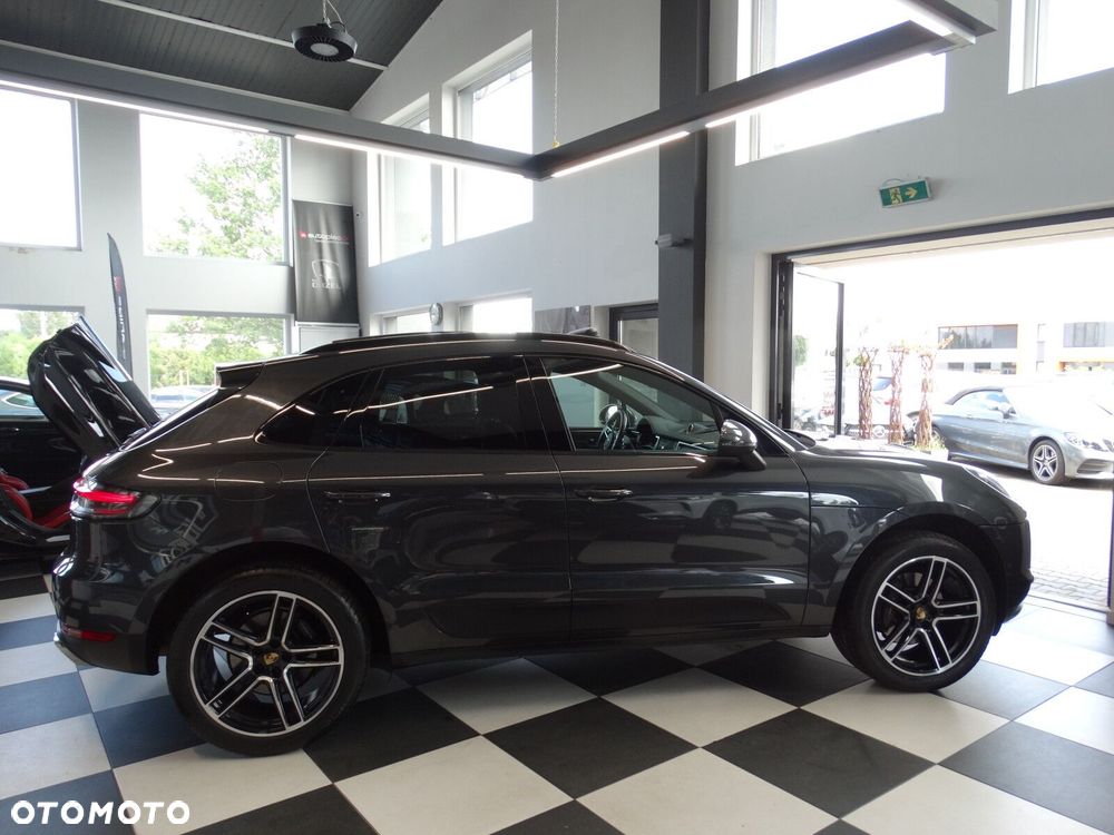 Porsche Macan - 10
