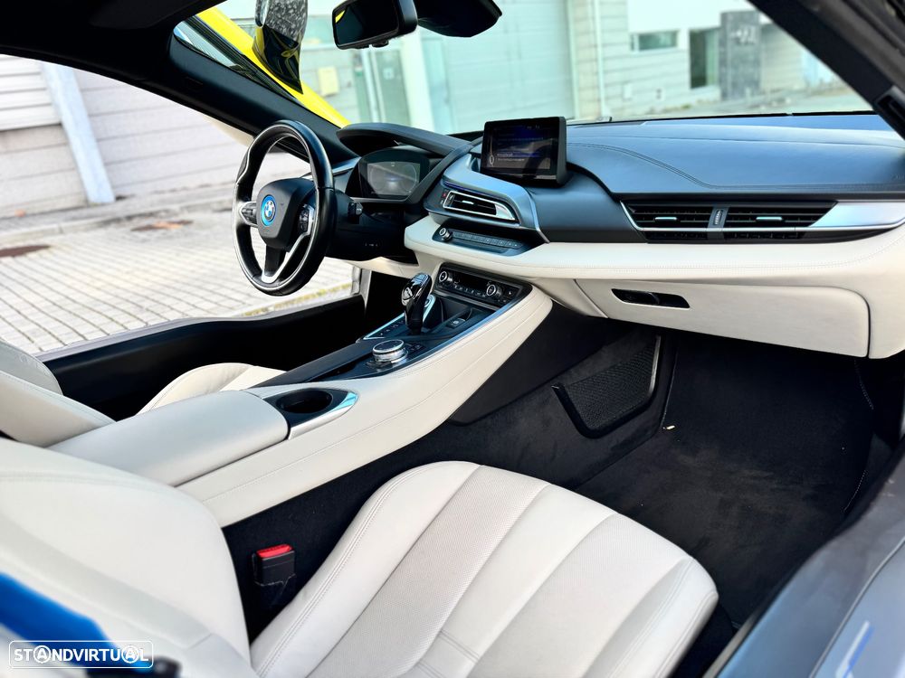 BMW i8 - 7