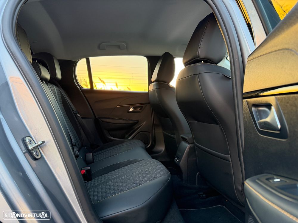 Peugeot e-208 50 kWh Edition - 21