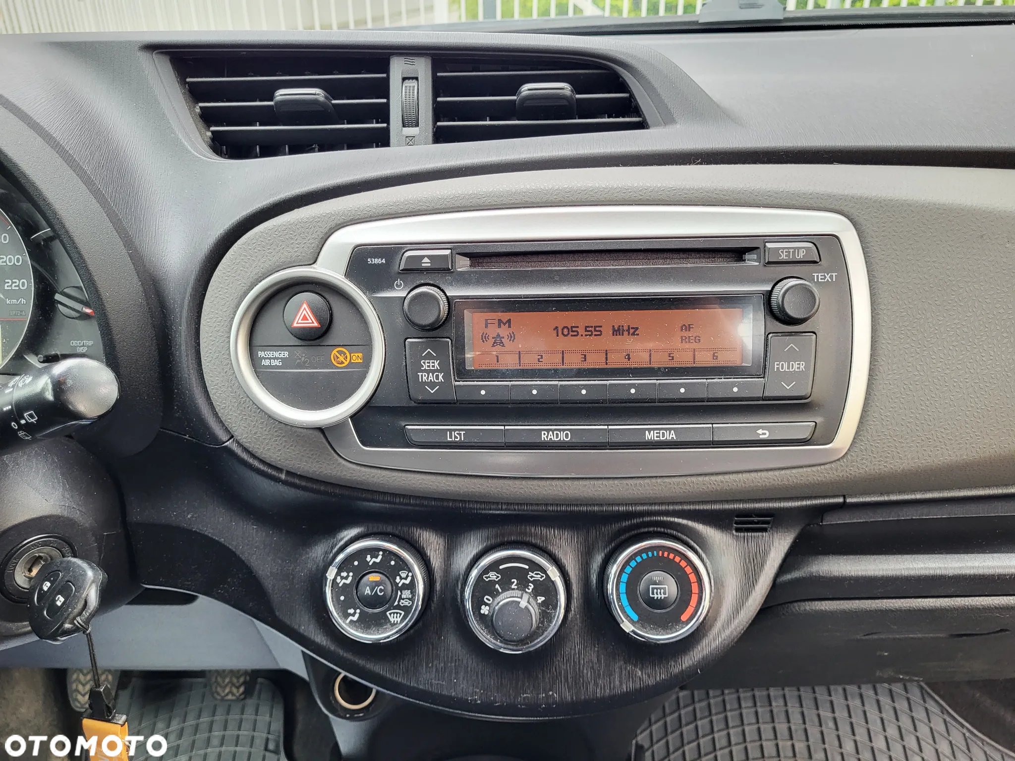 Toyota Yaris 1.0 Life - 10