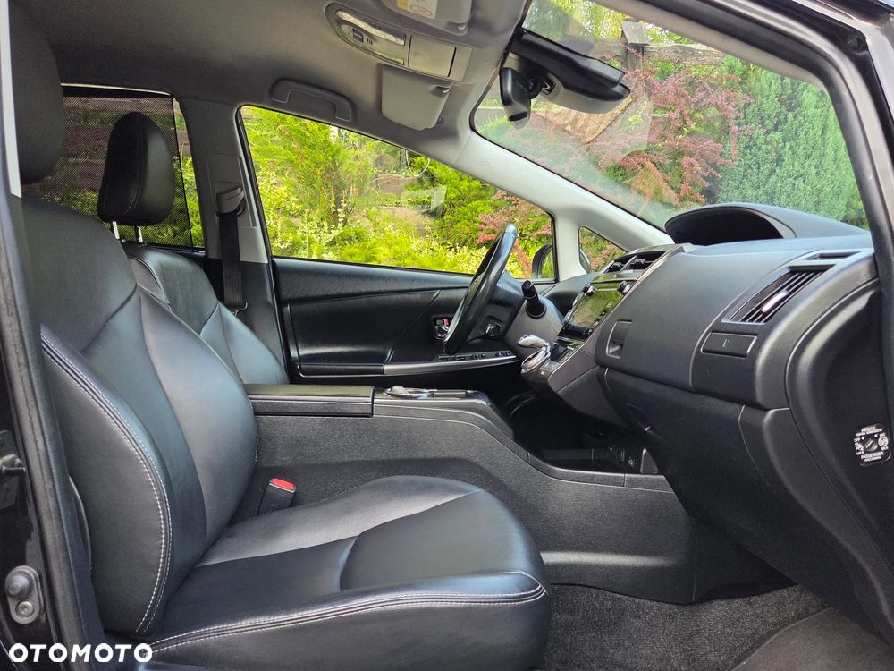 Toyota Prius+ (Hybrid) Executive - 21