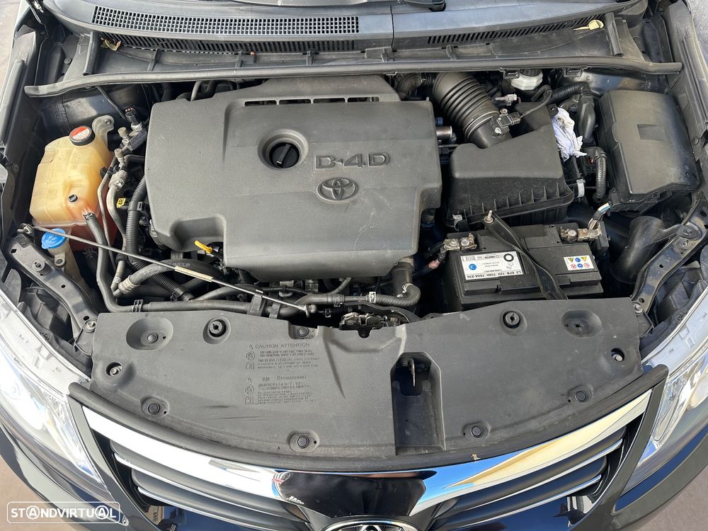 Toyota Avensis SW 2.0 D-4D Exclusive +Navi - 13