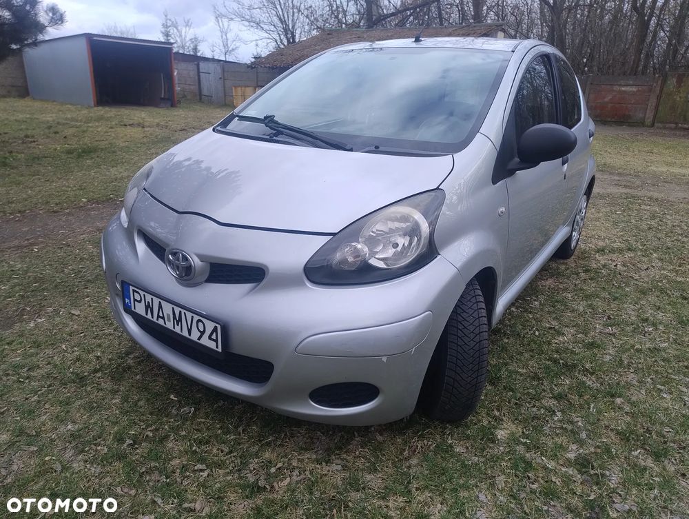Toyota Aygo 1.0 VVT-i Terra EU5 - 1